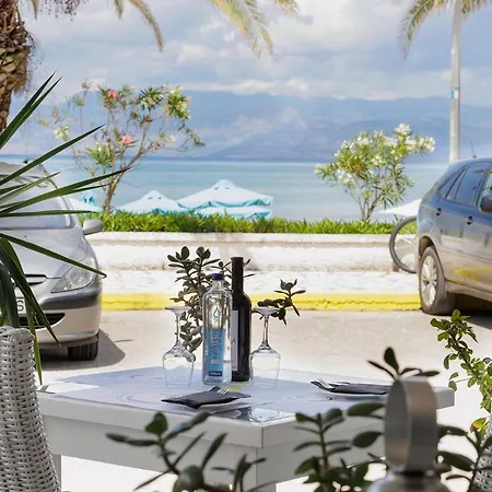 Hotel Aphrodite Beachfront By Konnect,